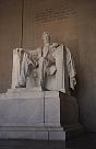 lincolnstatue.jpg